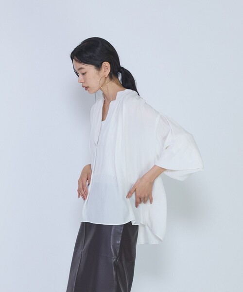1er Arrondissement(プルミエアロンディスモン)の「ギャザースキッパーブラウス(シャツ/ブラウス・レディース・オフホワイト/ブラウン系その他5/イエロー系その他5・36/38)」の5枚目の写真