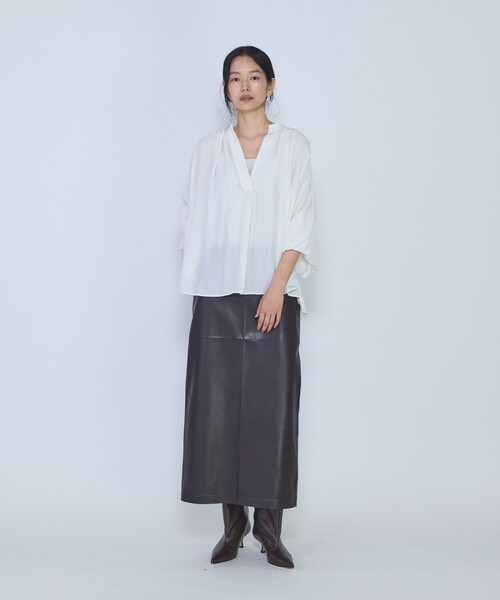 1er Arrondissement(プルミエアロンディスモン)の「ギャザースキッパーブラウス(シャツ/ブラウス・レディース・オフホワイト/ブラウン系その他5/イエロー系その他5・36/38)」の6枚目の写真