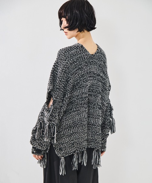 sulvam(サルバム)の「【sulvam/サルバム】Fringe knit/フリンジニット(ニット/セーター・レディース・ベージュ/ブラック・S)」の4枚目の写真