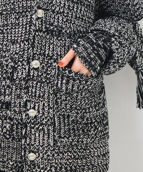 sulvam(サルバム)の「【sulvam/サルバム】Fringe knit/フリンジニット(ニット/セーター・レディース・ベージュ/ブラック・S)」の6枚目の写真