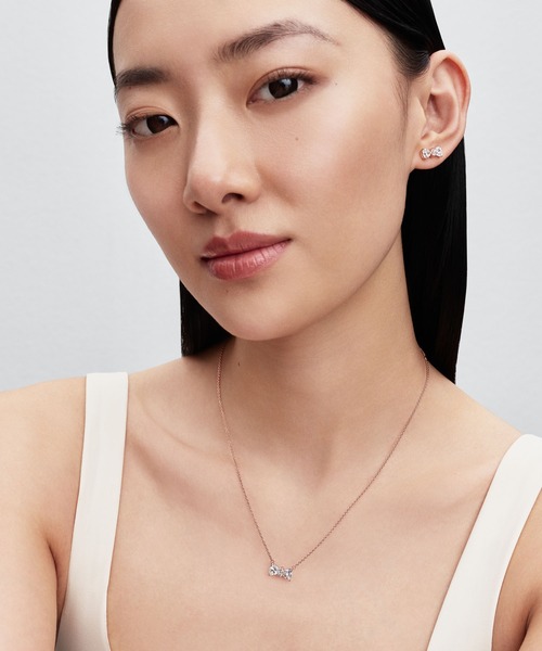 PANDORA(パンドラ)の「スパークリング スモール リボン スタッド ピアス(ピアス(両耳用)・レディース・ピンクゴールド・FREE)」の3枚目の写真