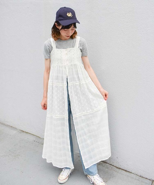 Bleu Bleuet(ブルーブルーエ)の「シフリー刺繍ティアードワンピース(ワンピース・レディース・ナチュラル/グレー/ブルーグレー・FREE)」の7枚目の写真