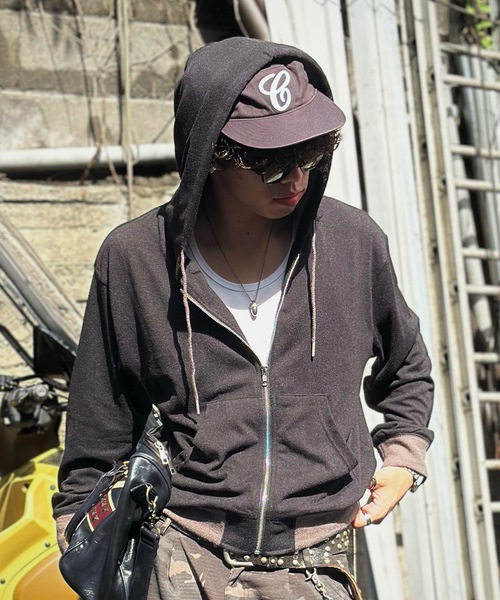 MandO(エムオー)(エムオー)の「【ユニセックス】異素材切替配色ニットジップパーカー(パーカー・メンズ・ブラック/チャコールグレー・LARGE/MEDIUM)」の16枚目の写真