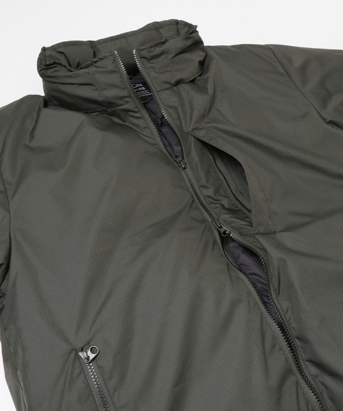 TAION(タイオン)の「『別注』TAION×Sonny Label STAND DOWNJACKET(ダウンジャケット/コート・メンズ・ダークブラウン/チャコールグレー/ブラック・MEDIUM/LARGE/X-LARGE)」の8枚目の写真