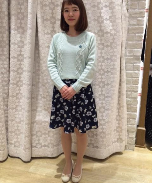 earth music&ecology（アースミュージックアンドエコロジー）の「《プチプラ2,990円+税》【2016Spring】《スキスカ!》フラワーミニスカート（スカート・レディース・オフホワイト/イエロー/ネイビー・FREE）」の3枚目の写真