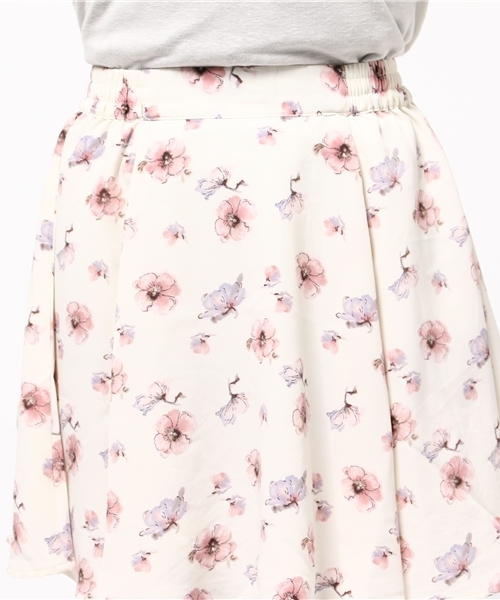earth music&ecology（アースミュージックアンドエコロジー）の「《プチプラ2,990円+税》【2016Spring】《スキスカ!》フラワーミニスカート（スカート・レディース・オフホワイト/イエロー/ネイビー・FREE）」の7枚目の写真