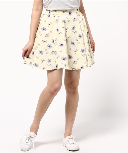 earth music&ecology（アースミュージックアンドエコロジー）の「《プチプラ2,990円+税》【2016Spring】《スキスカ!》フラワーミニスカート（スカート・レディース・オフホワイト/イエロー/ネイビー・FREE）」の21枚目の写真