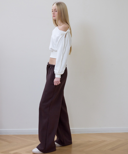 ROSEFRANTZ（ロゼフランツ）の「Wide Off-Shoulder Sweatshirt [Ivory]（スウェット・レディース・アイボリー・OS）」の6枚目の写真