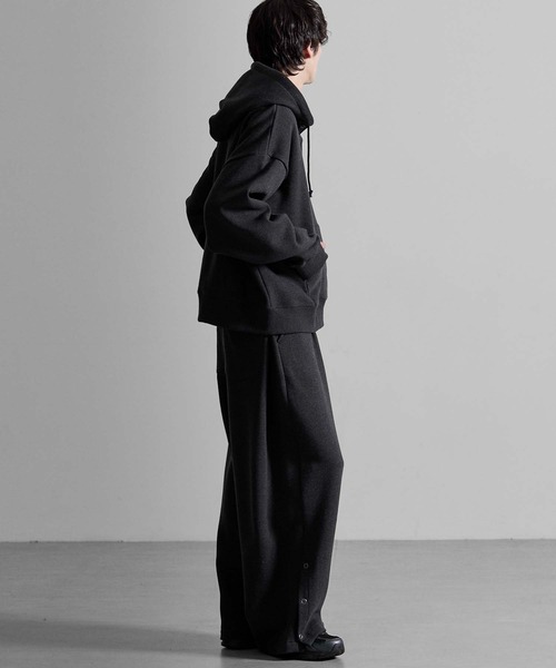 RUUBON(ルーボン)の「【RUUBON】brushed lining henley neck hoodie / 裏起毛ヘンリーネックパーカー(パーカー・メンズ・ダークグレー/グレー・L/M/S)」の20枚目の写真