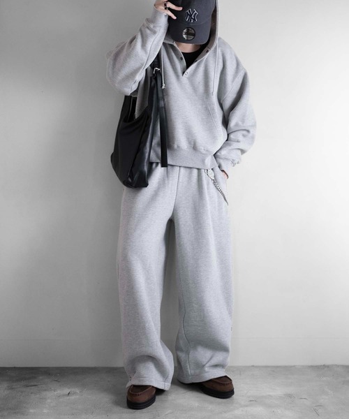 RUUBON(ルーボン)の「【RUUBON】brushed lining henley neck hoodie / 裏起毛ヘンリーネックパーカー(パーカー・メンズ・ダークグレー/グレー・L/M/S)」の5枚目の写真