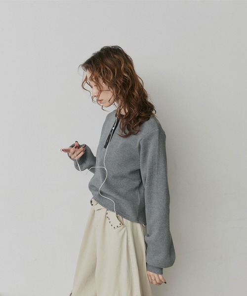 ad thie（アドティエ）の「ショート丈 バイカラー ヘンリーネック ワッフル プルオーバー（Tシャツ/カットソー・レディース・オフホワイト/ライトブルー/ブラウン/杢グレー・FREE）」の17枚目の写真