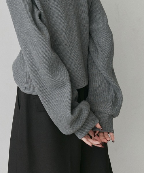ad thie（アドティエ）の「ショート丈 バイカラー ヘンリーネック ワッフル プルオーバー（Tシャツ/カットソー・レディース・オフホワイト/ライトブルー/ブラウン/杢グレー・FREE）」の20枚目の写真