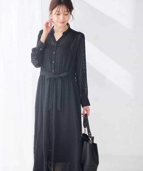 a.v.v（アーヴェヴェ）の「【洗える】シアー ジャカード スキッパー ワンピース（ワンピース・レディース・ネイビー/ブラック・38/40）」の4枚目の写真