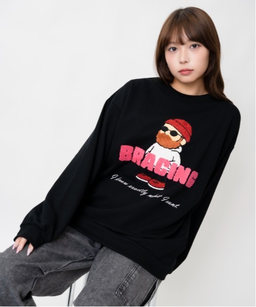 GORGE(ゴージ)の「ユニークおじさん サガラ刺繍裏毛トレーナー|全4色(スウェット・レディース・チャコール/オートミール/グリーン/ブラック・F)」の2枚目の写真
