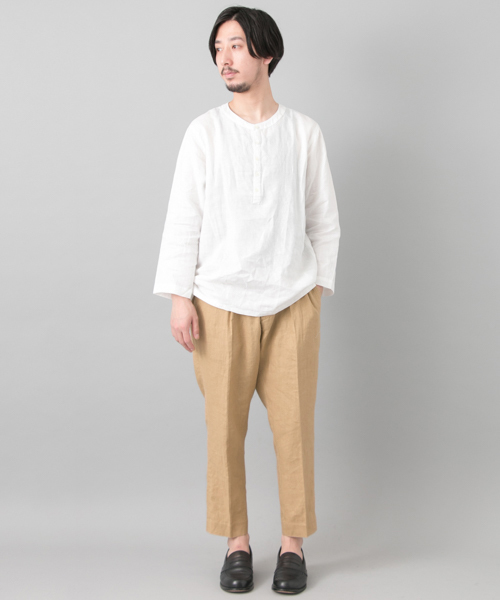 URBAN RESEARCH(アーバンリサーチ)の「UR リネンキャンバスクロップドトラウザー(その他パンツ・メンズ・ネイビー/ベージュ/ホワイト・MEDIUM/LARGE)」の15枚目の写真