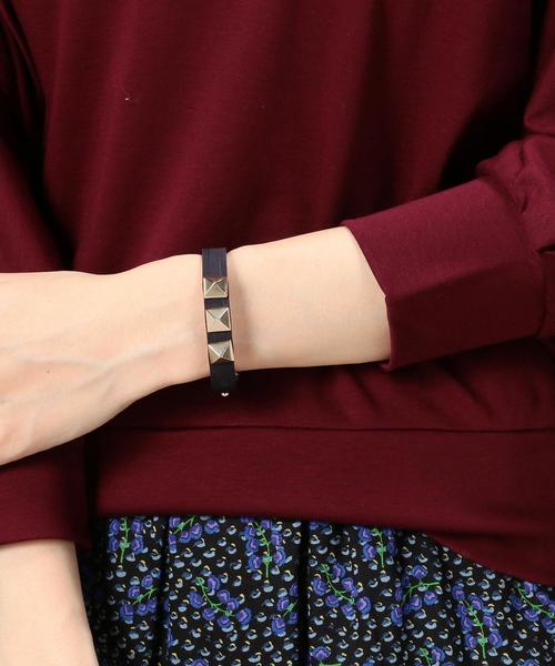 BEAUTY&YOUTH UNITED ARROWS(ビューティーアンドユースユナイテッドアローズ)の「<MAISON BOINET>スタッズブレスレット◆(ブレスレット・レディース・ダークブラウン/ネイビー・FREE)」の9枚目の写真