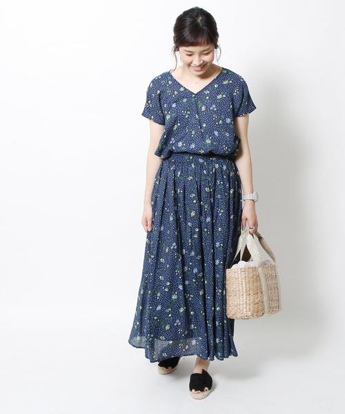 coen（コーエン）の「ヴィンテージサテンフラワープリントマキシスカート（スカート・レディース・グレー/ネイビー・FREE）」の12枚目の写真