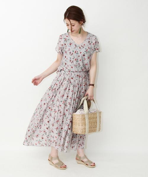 coen（コーエン）の「ヴィンテージサテンフラワープリントマキシスカート（スカート・レディース・グレー/ネイビー・FREE）」の8枚目の写真