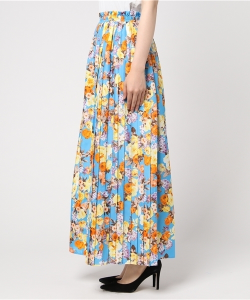 REAL CUBE（リアルキューブ）の「Praise 花柄サイドプリーツウエストゴムマキシスカート（スカート・レディース・ベージュ/ネイビー/ブルー・38）」の5枚目の写真