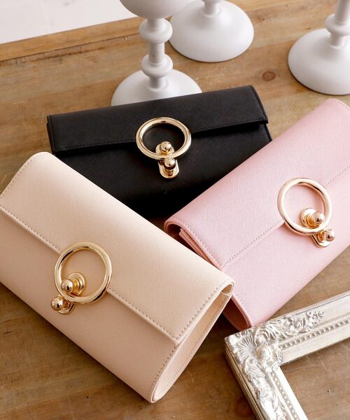 PourVous（プールヴー）の「リングクリップクラッチバッグ お呼ばれ 結婚式 オケージョン 同窓会（クラッチバッグ・レディース・ピンク/ブラック/ベージュ・FREE）」の15枚目の写真