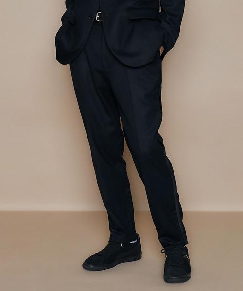 EN ROUTE（アンルート）の「ウールサージサイドテープパンツ（スラックス・メンズ・ブラック/ネイビー・1/2/3/4）」の2枚目の写真