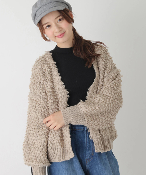 earth music&ecology（アースミュージックアンドエコロジー）の「・ループ編みショートニットカーディガン（カーディガン/ボレロ・レディース・ネイビー/アイボリー/ライトピンク/グレイッシュベージュ・FREE）」の2枚目の写真