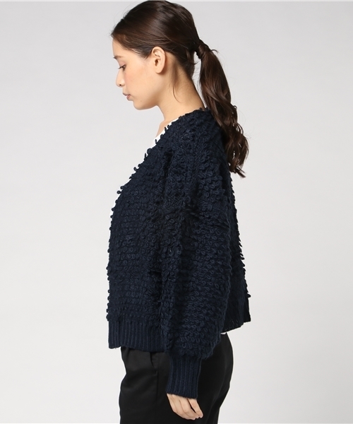 earth music&ecology（アースミュージックアンドエコロジー）の「・ループ編みショートニットカーディガン（カーディガン/ボレロ・レディース・ネイビー/アイボリー/ライトピンク/グレイッシュベージュ・FREE）」の6枚目の写真