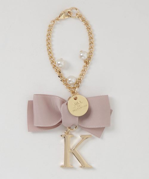 JILL by JILL STUART（ジルバイジルスチュアート）の「イニシャルチャーム（チャーム・レディース・シャンパン/ゴールド/その他5/ゴールド系その他2/その他3/その他2/ゴールド系その他/その他4・FREE）」の3枚目の写真