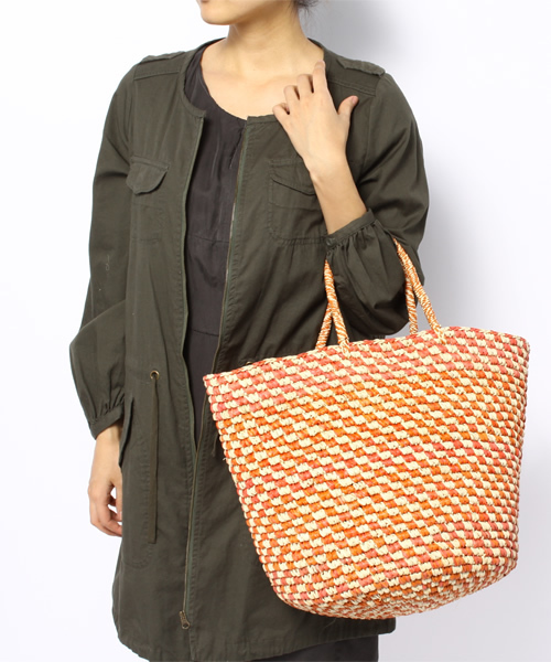 FIGARO Paris(フィガロパリ)の「SENSI STUDIO MAXI TOTE WOVEN マキシトートカゴバッグ(かごバッグ・レディース・オレンジ/ブラック・FREE)」の8枚目の写真