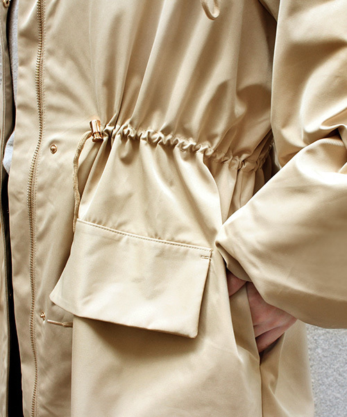 RANDA（ランダ）の「マウンテンコート（マウンテンパーカー・レディース・ベージュ/ネイビー/イエロー・FREE）」の8枚目の写真