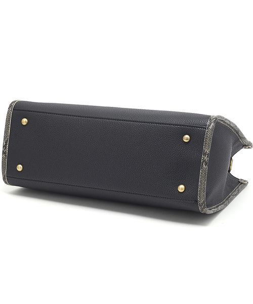 Ungrid（アングリッド）の「【Ungrid】スネークコンビトートBAG（トートバッグ・レディース・ブラック/ベージュ/グレー・FREE）」の6枚目の写真