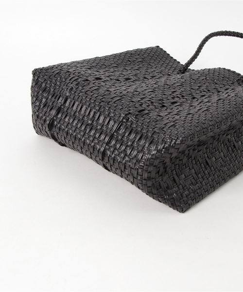 Letra(レトラ)の「「Letra / レトラ」メルカドバッグ“BASIC SERIES”XS(かごバッグ・レディース・ホワイト/ブラック/ダークグリーン/ネイビー/シルバー/ゴールド/ブラック×ホワイト/ブラック系その他/シルバー系その他/ホワイト×ネイビー/ブラック×ゴールド/ホワイト×ゴールド・FREE)」の13枚目の写真