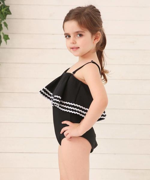 OSYAREVO（オシャレボ）の「親子ペア キッズ ワンショルダー フリル ワンピース 水着（水着・キッズ・ホワイト/ブラック/ネイビー/カーキ・110/120/130/140/150）」の9枚目の写真
