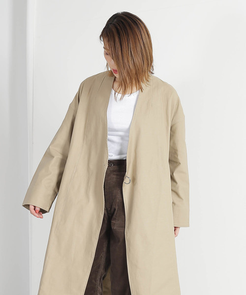 kha:ki（カーキ）の「「KHA:KI / カーキ」ノーカラーベルテッドコート"COLLARLESS BELTED COAT"（ダウンジャケット/コート・レディース・ブラック/ベージュ/カーキ・1）」の13枚目の写真