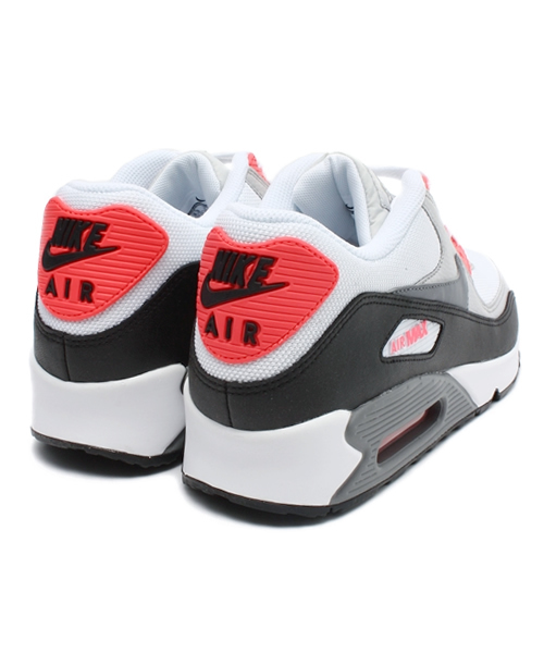 SHIPS(シップス)の「NIKE: 『AIR MAX 90 ESSENTIAL』(スニーカー・メンズ・オフホワイト・9.5/10.5/10/11/9/8.5/8)」の4枚目の写真