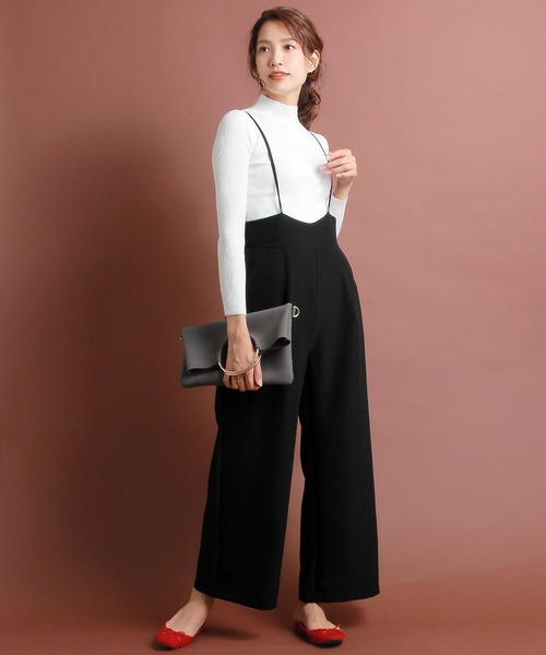 Primazel(プリマゼル)の「ハイウエストワイドサロペットパンツ(サロペット/オーバーオール・レディース・ブラック/ブラウン/キャメル・M/L)」の2枚目の写真