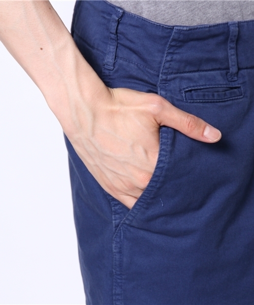 SHIPS JET BLUE（シップスジェットブルー）の「JB: テーパードサルエル カラーダイショーツ（チノパンツ・メンズ・イエロー/ネイビー/グリーン/ライトブルー/ベージュ系その他/ベージュ・LARGE/X-LARGE/MEDIUM/SMALL）」の9枚目の写真