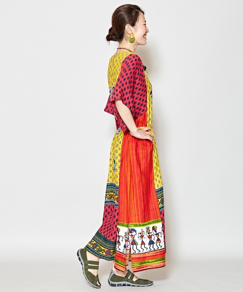 チャイハネ(チャイハネ)の「【チャイハネ】フォークロアパッチワークプリントワンピース(ワンピース・レディース・ブルー/オレンジ/カーキ・FREE)」の21枚目の写真