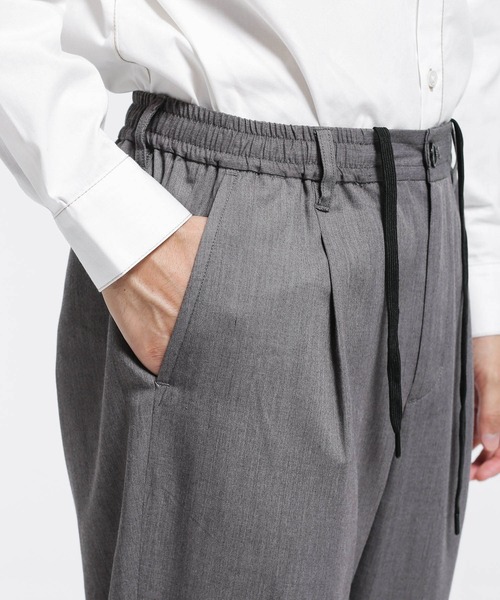 NANO universe(ナノユニバース)の「【WEB限定】リラックスイージーテーパードパンツ(その他パンツ・メンズ・グレー/ブラック/チャコール・マルチサイズ)」の7枚目の写真