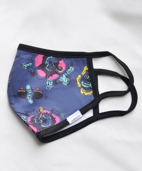 rehacer(レアセル)の「rehacer : Original Fabric Mask Made in Japan / オリジナル ファブリック マスク メイドインジャパン(マスク・メンズ・ブルー系その他/カモフラージュ/ブラック系その他/ブラック系その他2・FREE)」の4枚目の写真