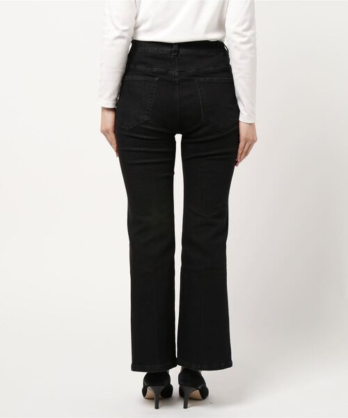 coca（coca）（コカ）の「ショート丈美脚フレアデニム（デニムパンツ・レディース・ブルー/ブラック・LARGE/MEDIUM）」の4枚目の写真