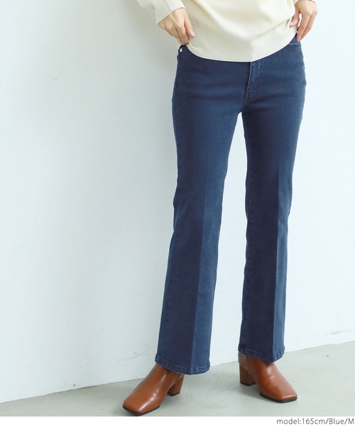 coca（coca）（コカ）の「ショート丈美脚フレアデニム（デニムパンツ・レディース・ブルー/ブラック・LARGE/MEDIUM）」の9枚目の写真