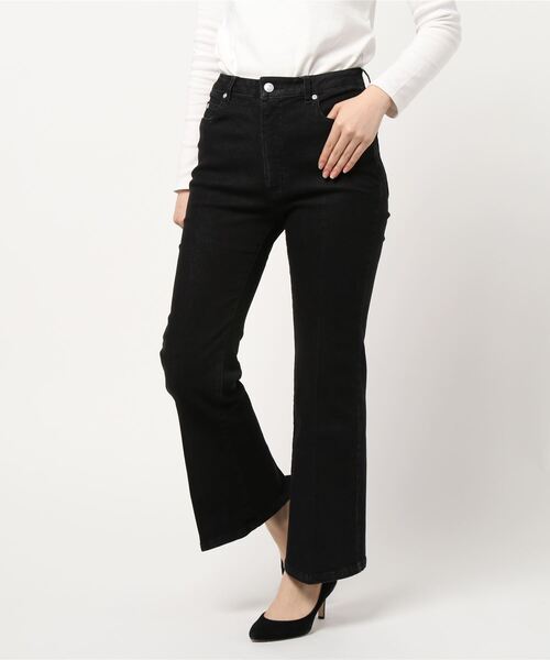 coca（coca）（コカ）の「ショート丈美脚フレアデニム（デニムパンツ・レディース・ブルー/ブラック・LARGE/MEDIUM）」の15枚目の写真