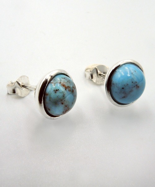 TONE SELECT GOODS（トーンセレクトグッズ）の「【925 SILVER ACC】天然石ピアスBigSV925(OG)（ピアス（両耳用）・レディース・ブラック/パープル/ゴールド/グリーン/ターコイズブルー/ホワイト/ピンク・FREE）」の5枚目の写真