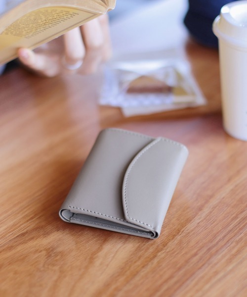 mieno（ミエノ）の「[mieno]牛革レザーコンパクトミニ財布（財布・レディース・ブラック/ダークブラウン/パープル/レッド/ブルー/グリーン/ウッド/マスタード/キャメル・FREE）」の4枚目の写真