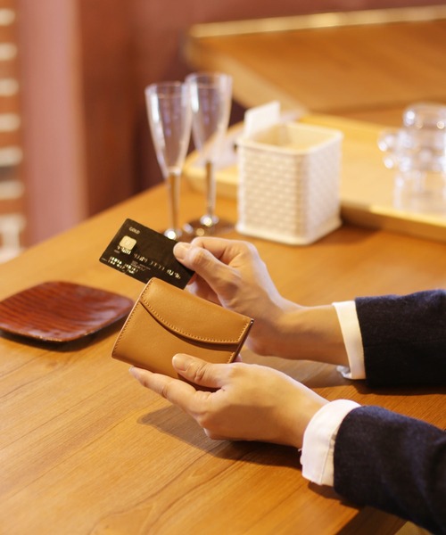 mieno（ミエノ）の「[mieno]牛革レザーコンパクトミニ財布（財布・レディース・ブラック/ダークブラウン/パープル/レッド/ブルー/グリーン/ウッド/マスタード/キャメル・FREE）」の13枚目の写真