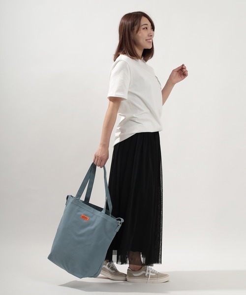 UNIVERSAL OVERALL(ユニバーサルオーバーオール)の「【UNIVERSAL OVERALL/ユニバーサルオーバーオール】キャンバス生地2WAYショルダートートバッグ(トートバッグ・レディース・ベージュ/ホワイト/グレー/ブラック/ブルー・FREE)」の15枚目の写真