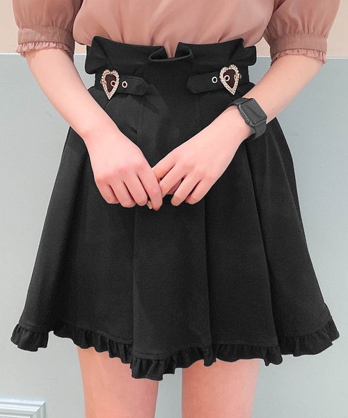 ROJITA（ロジータ）の「ハートビジューバックルスカート（スカート・レディース・ブラック/ホワイト/グレー・FREE）」の4枚目の写真