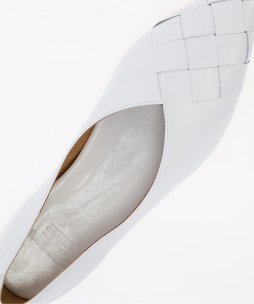 MAISON EUREKA（メゾンエウレカ）の「MAISON EUREKA ポインテッドトゥメッシュパンプス（パンプス・レディース・ホワイト・38/35/36/37）」の7枚目の写真