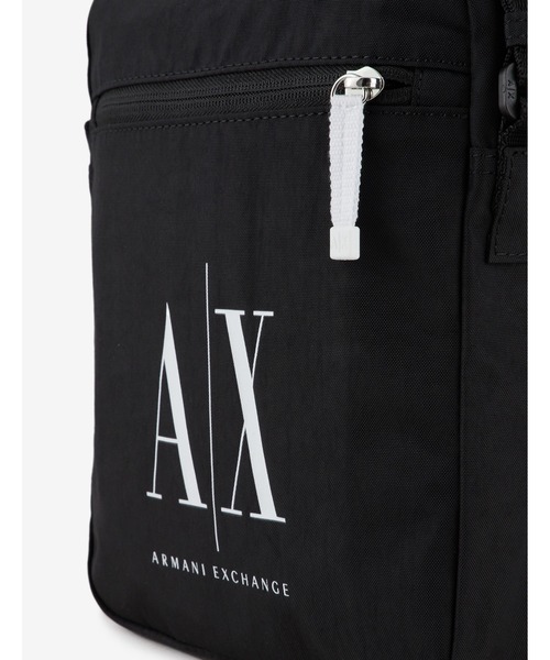 ARMANI EXCHANGE(アルマーニエクスチェンジ)の「【A|X アルマーニ エクスチェンジ】ICON ナイロンミニショルダーバッグ(ショルダーバッグ・メンズ・ブラック・FREE)」の5枚目の写真